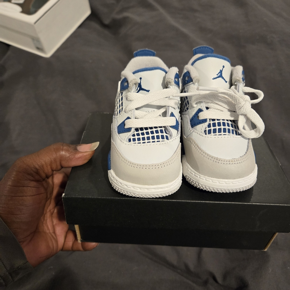 New Nike Kids White and Blue Sneakers